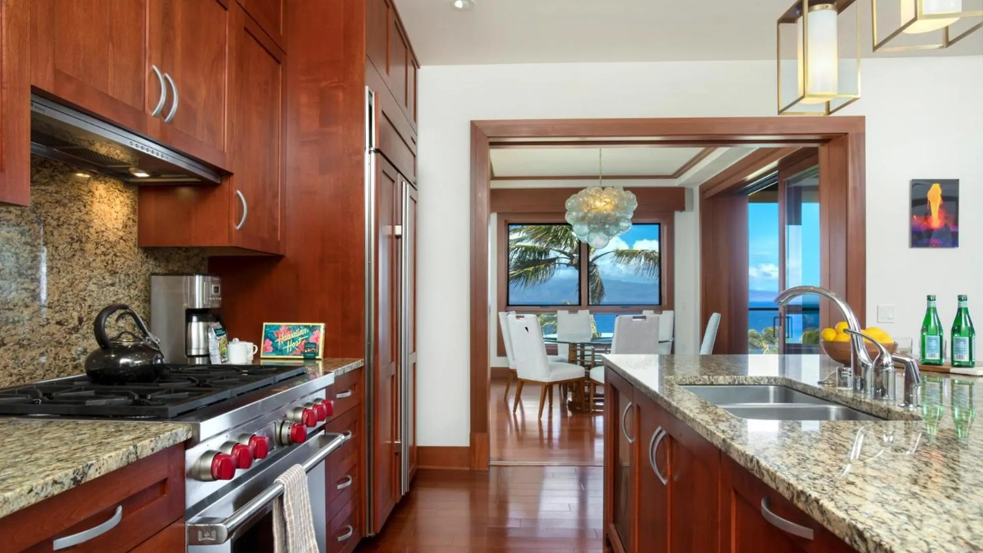 Kbm Resorts Free Car Hale Makai At Montage Kapalua Bay 3-Bedroom Beachfront Condo With Daily Housekeeping Spa 0*,  США